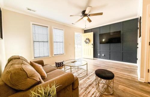 Southwest Raleigh House | 2 bd townhome near DT Raleigh