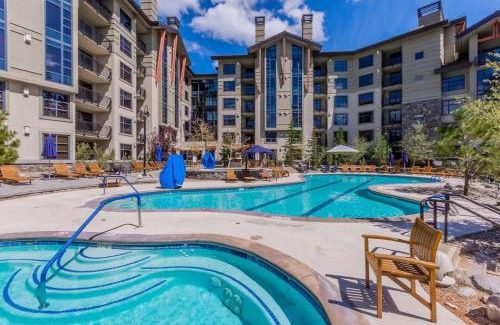 Mammoth Lakes Apartment | 2 BDR Family Resort Condo with Pool Lounge & Mountain Views