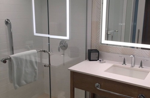 Clearwater Beach Resort | 2 Bdrm Presidential Villa Wyndham Clearwater Resort