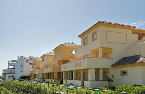 La Linea de la Concepcion Apartment | 2 bedroom apartment with garden block 1 (Apartment 5)