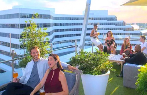 Downtown Apartment | 2 BED - Amazing Waterfront Apt w/cityview