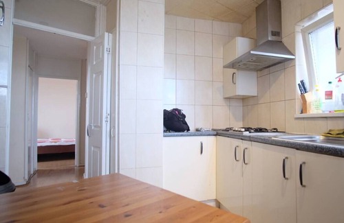 Woolwich Riverside Apartment | 2-Bed Apartment in London Woolwich