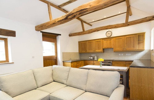 Scole House | 2 Bed Barn Holiday Cottage on the border of Suffolk and Norfolk