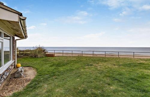 Bacton House | 2 Bed in Bacton 75391