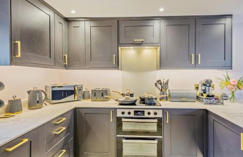 Barnstaple House | 2 Bed in Barnstaple 91637