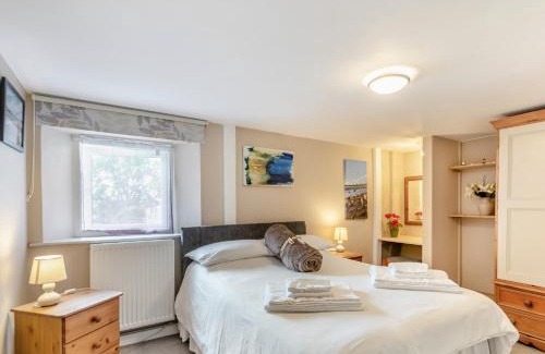 Cosheston Apartment | 2 Bed in Cosheston FB060