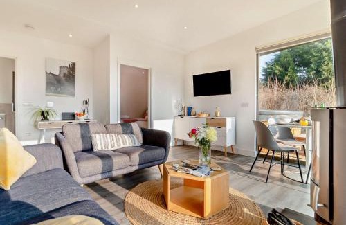 Colchester House | 2 Bed in East Bergholt 82397