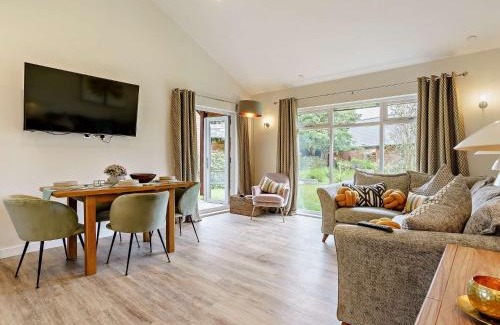 Upper Killay House | 2 Bed in Gower 91726