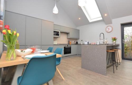 Lincoln House | 2 bed in Lincoln 53878
