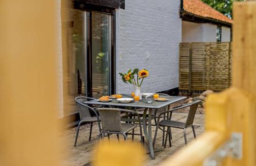 North Wheatley House | 2 Bed in Mattersey 93150