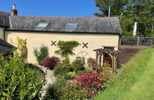 Worlington House | 2 Bed in South Molton 81228