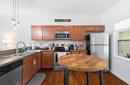 Hubert House | 2 Bedroom 2.5 bath minutes from Downtown Swansboro, Emerald Isle & Camp Lejeune.