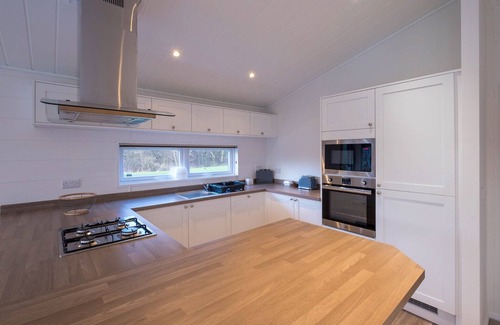 Knott End-on-Sea Cabin | 2 bedroom accommodation in Forton, near Preston