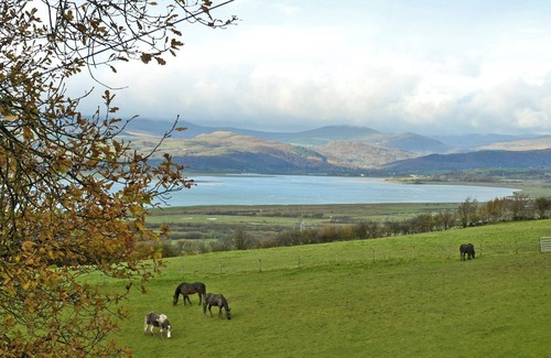Askam-in-Furness Cottage | 2 bedroom accommodation in Askam-in-Furness, near Ulverston