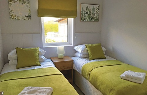 Little Weighton Cabin | 2 bedroom accommodation in Little Weighton, Nr Beverley