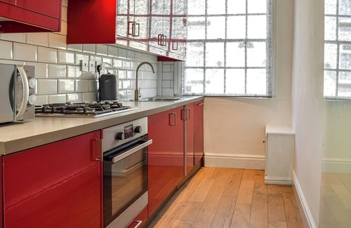 Waterloo Cottage | 2 bedroom accommodation in Crosby, near Liverpool