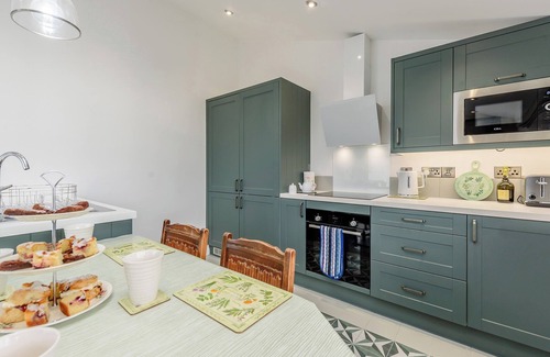 Cross Inn Cottage | 2 bedroom accommodation in Cross Inn, near New Quay