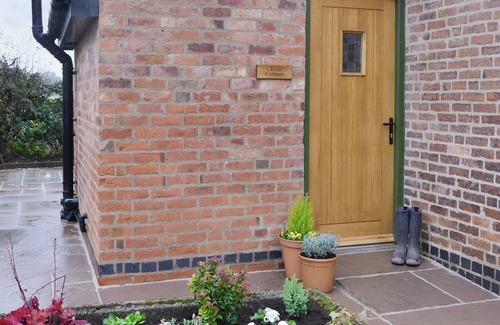 Bircotes Cottage | 2 bedroom accommodation in Ranby, near Retford