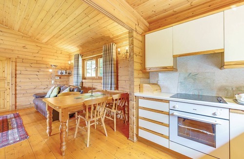 Ledbury Cabin | 2 bedroom accommodation in Ledbury