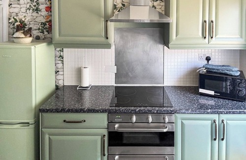 Alne Cottage | 2 bedroom accommodation in Tollerton, near York