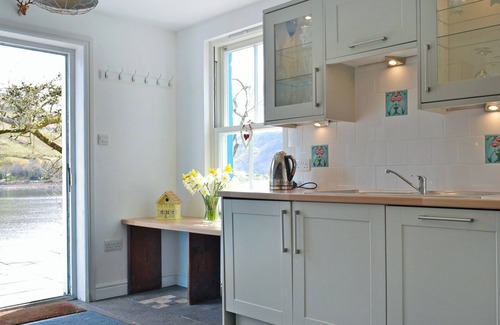 Ardelve Cottage | 2 bedroom accommodation in Dornie, near Kyle