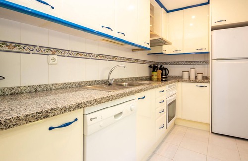 Castillo de Sabinillas Apartment | 2 bedroom amazing apartment in Manilva