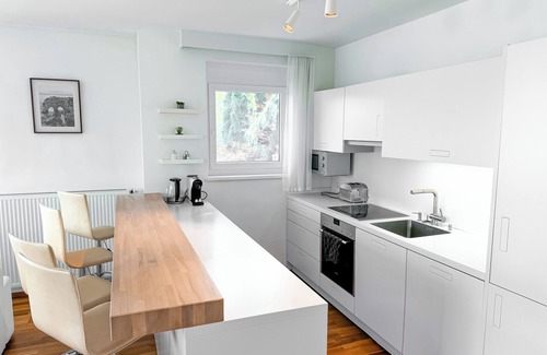 Augsdorf Apartment | 2-bedroom apartment, terrace, private lake access, pool