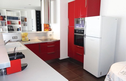 Sauvian Apartment | 2 bedroom awesome apartment in Sauvian