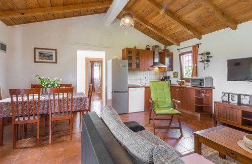 Loborika House | 2 bedroom awesome home in Loborika