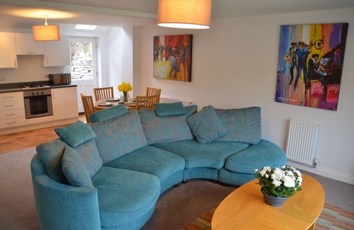 Helmsley Cottage | 2 Bedroom Cottage Situated in The centre of Helmsley With Off Street Parking