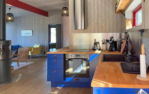 Kappelshamn House | 2 Bedroom Cozy Home In Lärbro