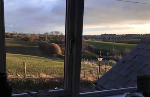 Glanwydden Cottage | 2 Bedroom Double Fronted Cottage nr Llandudno & Conwy