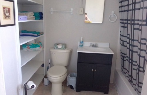 Devils Lake Apartment | 2 Bedroom Downtown Apartment with off street parking.