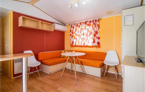 Chipiona Apartment | 2 Bedroom Lovely Apartment In Chipiona