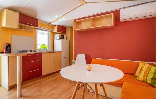 Chipiona Apartment | 2 Bedroom Lovely Apartment In Chipiona