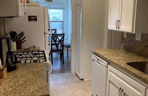 South Mission Beach House | 2 Bedroom, Ocean View