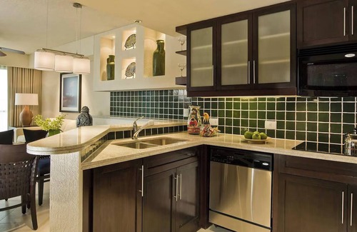 La Isla Resort | 2 Bedroom Ocean View Villa w/Balcony: 1 King, 1 Queen, 2 Sofa beds, Full Kitchen