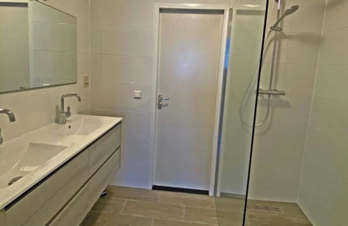 Dokkum House | 2 bedroom private vacation home in dokkum