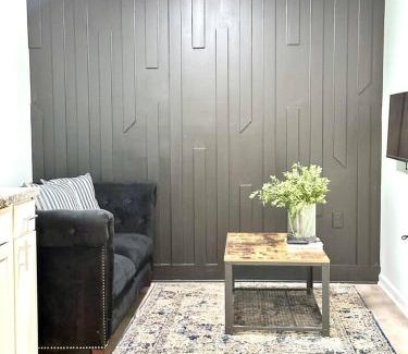 Clarkdale Apartment | 2 bedroom Rustic Duplex-Free Parking