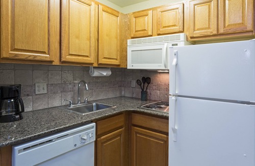 Tallahassee Condo | 2 Bedroom Suite in Tallahassee! Free Breakfast + On-Site Business Center