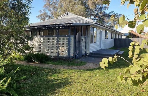 Oak Flats Apartment | 2 Bedroom unit with covered entertainment area