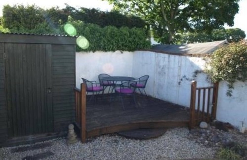 Hythe Cottage | 2 bedroomed cottage in Hythe, Kent, close to amenities and beach. Dogs welcome.