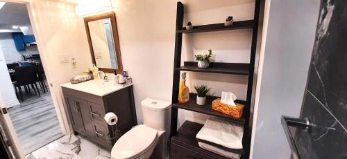 Newmarket Apartment | 2 Bedrooms 2 washrooms 2 parking spots Basement Apartment