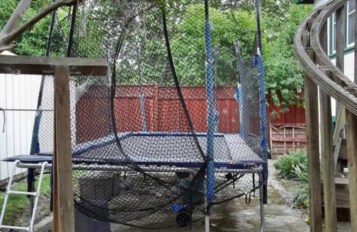 Castro Valley House | 2 Bedrooms, Peaceful Neighborhood, Great Bay Area Location