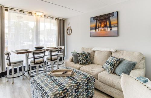 Cape May - Wildwood Apartment | 2 Blocks to Beach Modern Condo in North Wildwood!