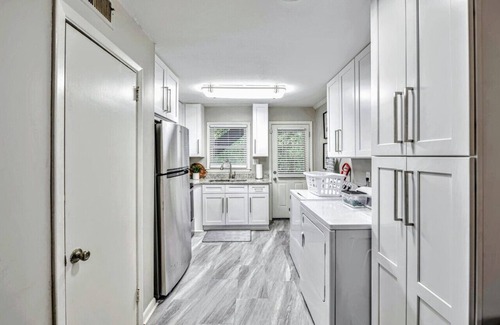 Austell Apartment | 2 BR Apt New and Clean - Long Stays Welcome (apt8)