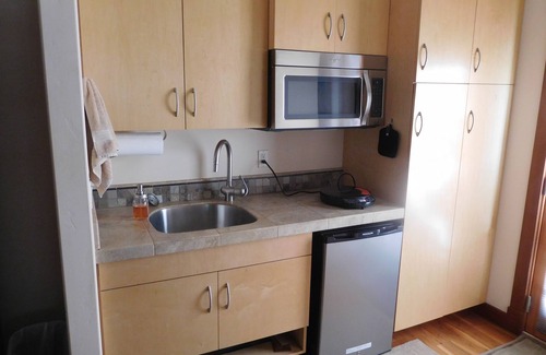 Soquel House | 2 BR Master wing in a Soquel hideaway