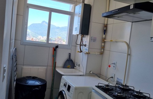 Santo Cristo Apartment | 2 bedrooms, air conditioning, view of Christ, Sambadrome and 10km from Copacabana