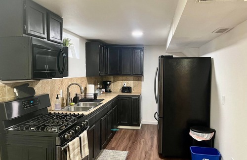 Westminster House | 2 BR Suite btwn Denver & Boulder