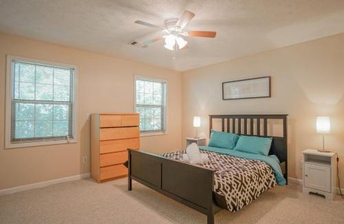 Conyers Apartment | 2 BR Townhouse - 10 Mins to Horse Park